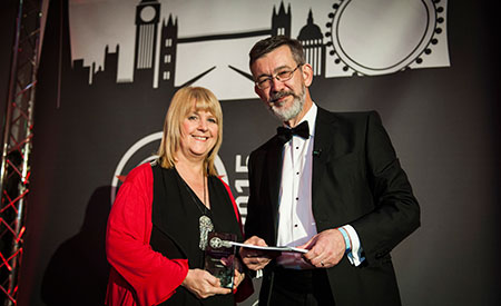 Dot Tudor of TCC awarded Outstanding Contribution from a DSDM Team Member at the Agile Awards